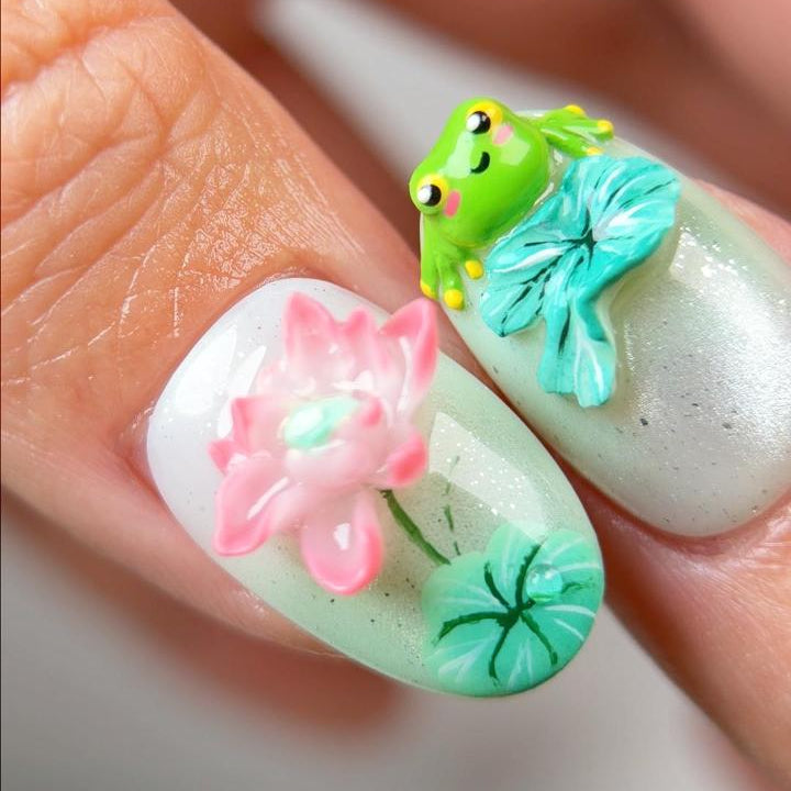 Lucky Frog And Lotus